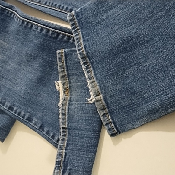 Levi's 515 Women's Flare Boot Cut Jeans in Classic Blue Medium Wash - Picture 8 of 12